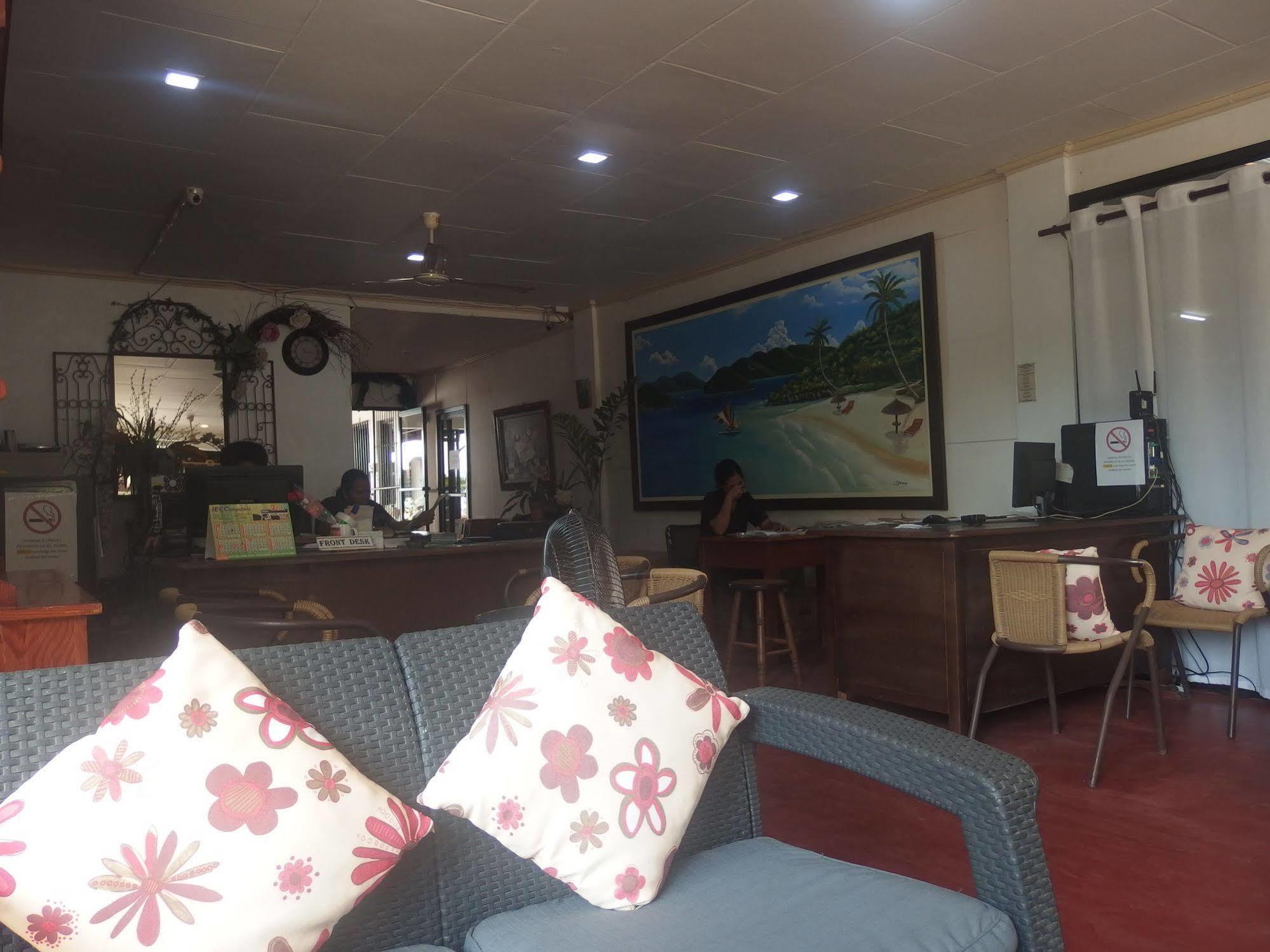Sipalay Jamont Hotel Экстерьер фото