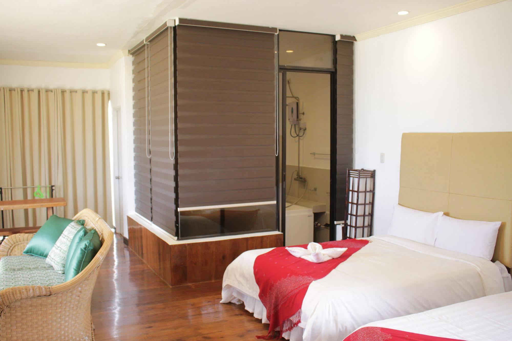Sipalay Jamont Hotel Экстерьер фото